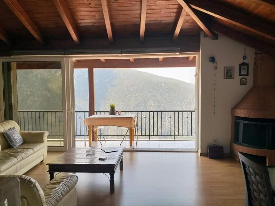 Ferienwohnung Delphi Skyview Exterior foto